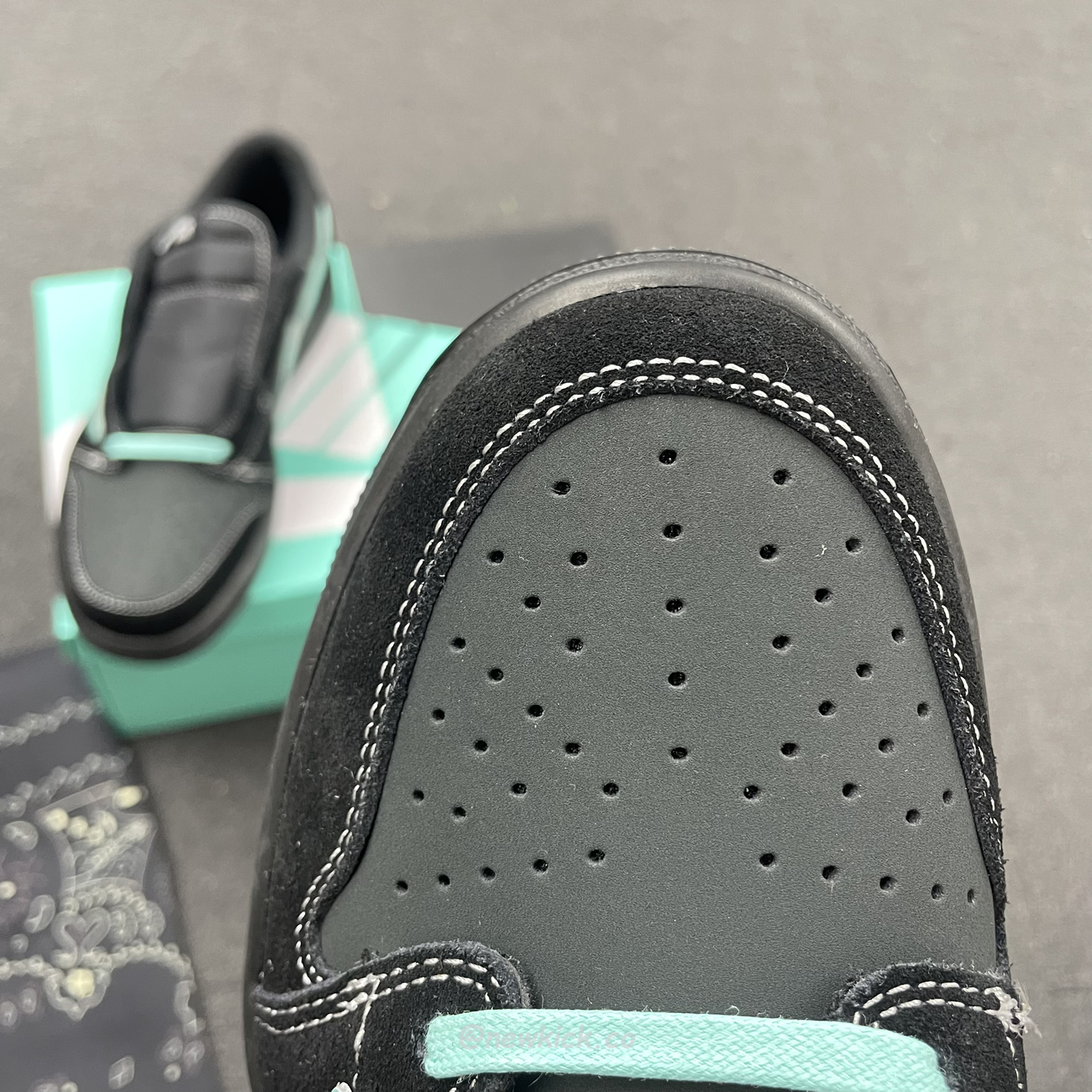 Air Jordan 1 Low Dazzles With Tiffany Cus Travis Dm7866 311 (5) - newkick.vip